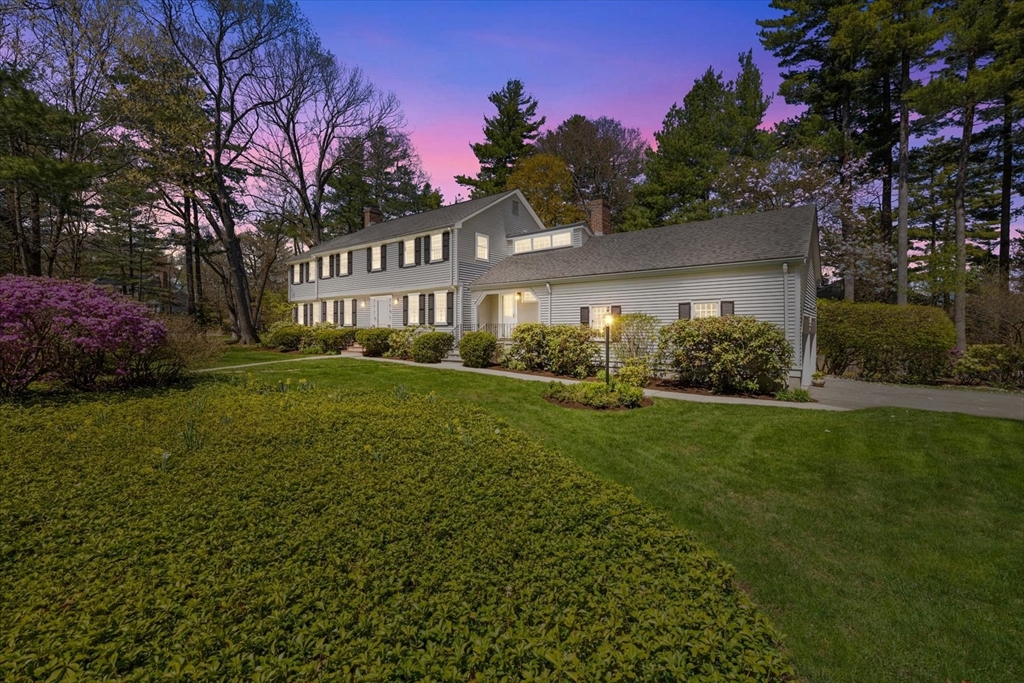 8 Sutton Road, Needham, Massachusetts, 5 Bedrooms Bedrooms, 10 Rooms Rooms,4.5 BathroomsBathrooms,Residential,For Sale,Sutton Road,73514350