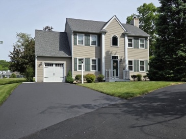15 Beechwood Dr, Haverhill, Massachusetts, 3 Bedrooms Bedrooms, 6 Rooms Rooms,2.5 BathroomsBathrooms,Residential,For Sale,Beechwood Dr,73514414