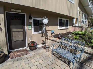 40 Barton Drive, Sudbury, Massachusetts, 1 Bedroom Bedrooms, 3 Rooms Rooms,1 BathroomBathrooms,Residential Lease,For Rent,Barton Drive,73514425