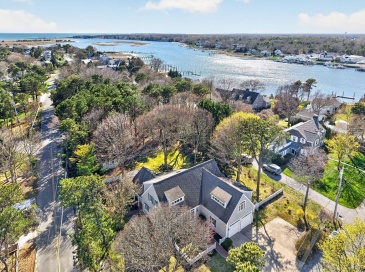 127 Uncle Barneys Rd, Dennis, Massachusetts, 4 Bedrooms Bedrooms, 7 Rooms Rooms,3 BathroomsBathrooms,Residential,For Sale,Uncle Barneys Rd,73514457 127 Uncle Barneys Rd, Dennis, Massachusetts, 4 Bedrooms Bedrooms, 7 Rooms Rooms,3 BathroomsBathrooms,Residential,For Sale,Uncle Barneys Rd,73514457