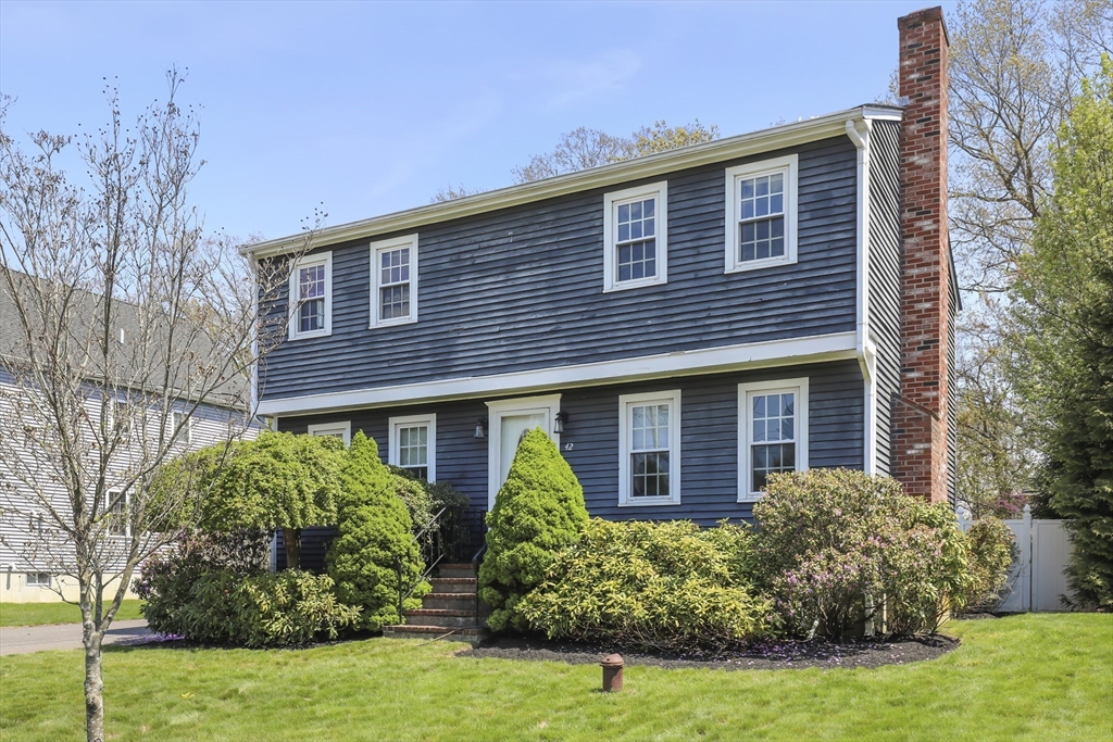 42 Sewell St, Brockton, Massachusetts, 4 Bedrooms Bedrooms, 7 Rooms Rooms,2 BathroomsBathrooms,Residential,For Sale,Sewell St,73514106