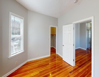 163-165 Hichborn Street, Revere, Massachusetts, 2 Bedrooms Bedrooms, 6 Rooms Rooms,1 BathroomBathrooms,Residential Lease,For Rent,Hichborn Street,73514497