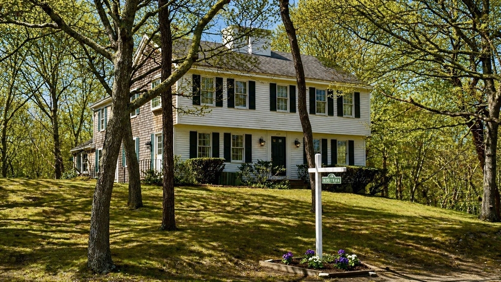 420 Route 6a, Sandwich, Massachusetts, 5 Bedrooms Bedrooms, 8 Rooms Rooms,2.5 BathroomsBathrooms,Residential,For Sale,Route 6a,73514331