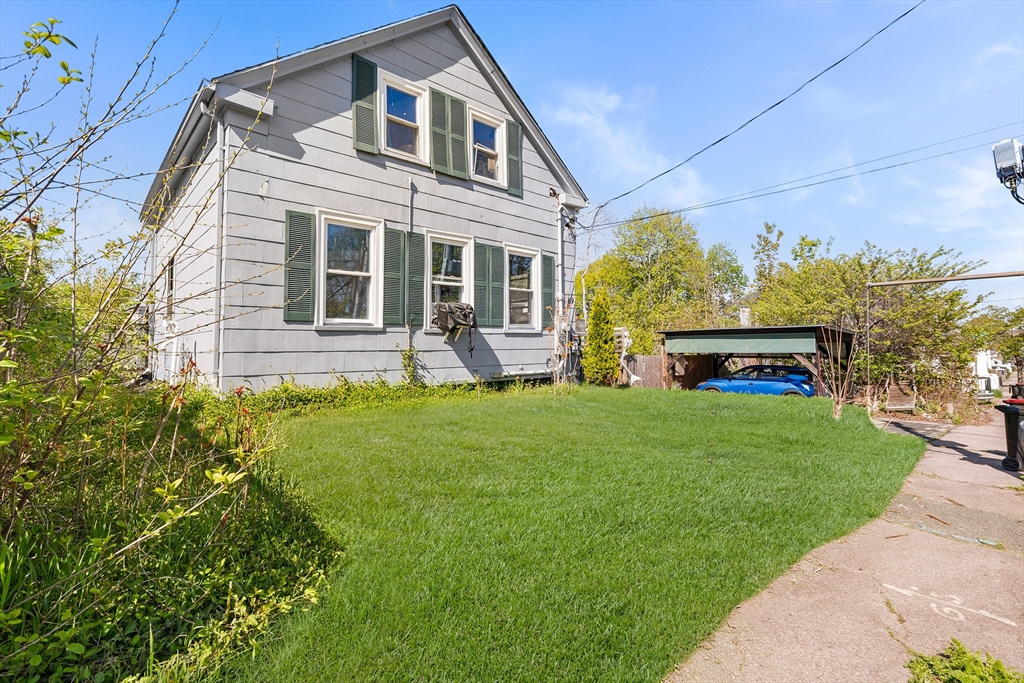 69 Huntington St, Brockton, Massachusetts, 3 Bedrooms Bedrooms, 5 Rooms Rooms,2 BathroomsBathrooms,Residential,For Sale,Huntington St,73514513
