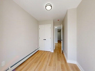 8 Curtis Street, Boston, Massachusetts, 3 Bedrooms Bedrooms, 6 Rooms Rooms,1 BathroomBathrooms,Residential Lease,For Rent,Curtis Street,73514527