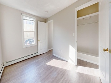 329 Paris Street, Boston, Massachusetts, 2 Bedrooms Bedrooms, 5 Rooms Rooms,1 BathroomBathrooms,Residential Lease,For Rent,Paris Street,73514544 329 Paris Street, Boston, Massachusetts, 2 Bedrooms Bedrooms, 5 Rooms Rooms,1 BathroomBathrooms,Residential Lease,For Rent,Paris Street,73514544
