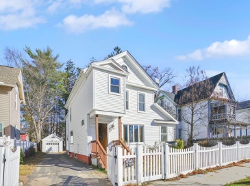41 Florida St, Springfield, Massachusetts, 4 Bedrooms Bedrooms, 12 Rooms Rooms,3 BathroomsBathrooms,Residential,For Sale,Florida St,73455488