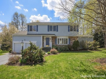 26 Monroe Street, Shrewsbury, Massachusetts, 4 Bedrooms Bedrooms, 8 Rooms Rooms,2.5 BathroomsBathrooms,Residential,For Sale,Monroe Street,73485901