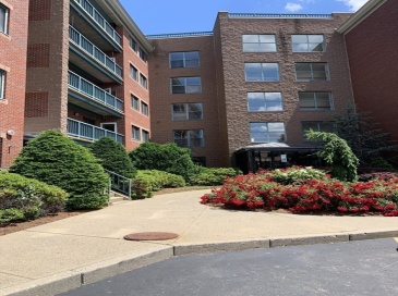 50 South Common St, Lynn, Massachusetts, 2 Bedrooms Bedrooms, 4 Rooms Rooms,2 BathroomsBathrooms,Residential,For Sale,South Common St,73469872