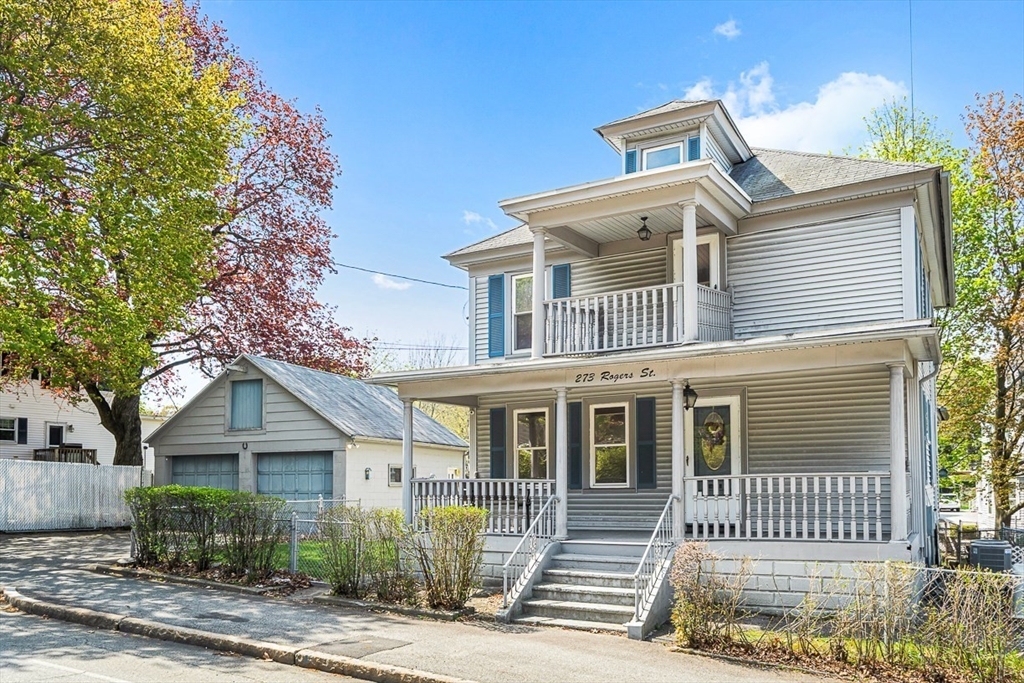 273 Rogers St., Lowell, Massachusetts, 4 Bedrooms Bedrooms, 8 Rooms Rooms,1.5 BathroomsBathrooms,Residential,For Sale,Rogers St.,73514757
