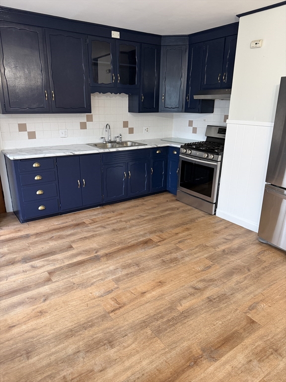 46-48 Brichwood Road, Methuen, Massachusetts, 3 Bedrooms Bedrooms, 6 Rooms Rooms,1 BathroomBathrooms,Residential Lease,For Rent,Brichwood Road,73514748
