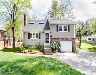 116 Manor Ave, Wellesley, Massachusetts, 3 Bedrooms Bedrooms, 6 Rooms Rooms,3 BathroomsBathrooms,Residential Lease,For Rent,Manor Ave,73515038