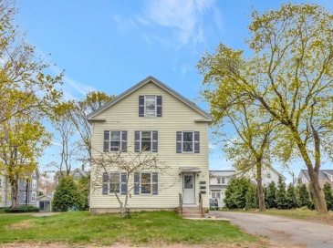39 Church Street, Mansfield, Massachusetts, 7 Bedrooms Bedrooms, 13 Rooms Rooms,3 BathroomsBathrooms,Residential Income,For Sale,Church Street,73515045