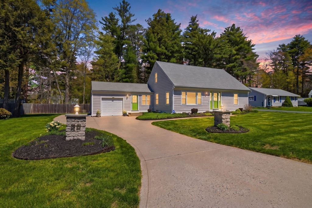22 Rosedale Ave, Springfield, Massachusetts, 4 Bedrooms Bedrooms, 6 Rooms Rooms,2.5 BathroomsBathrooms,Residential,For Sale,Rosedale Ave,73514795