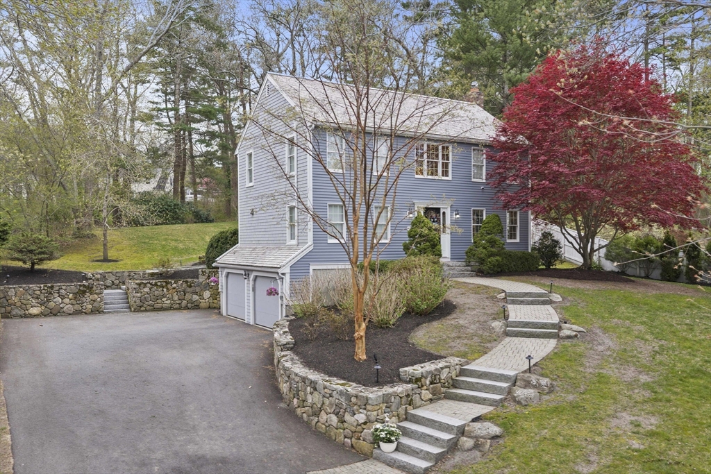 46 Fairways Edge Drive, Marshfield, Massachusetts, 3 Bedrooms Bedrooms, 6 Rooms Rooms,2 BathroomsBathrooms,Residential,For Sale,Fairways Edge Drive,73514805