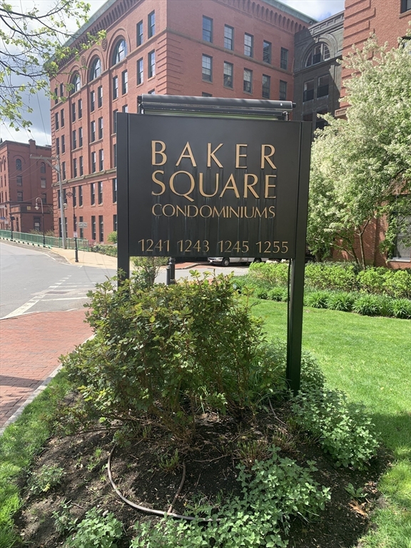 1243 Adams Street, Boston, Massachusetts, 1 Bedroom Bedrooms, 4 Rooms Rooms,1 BathroomBathrooms,Residential,For Sale,Adams Street,73514891