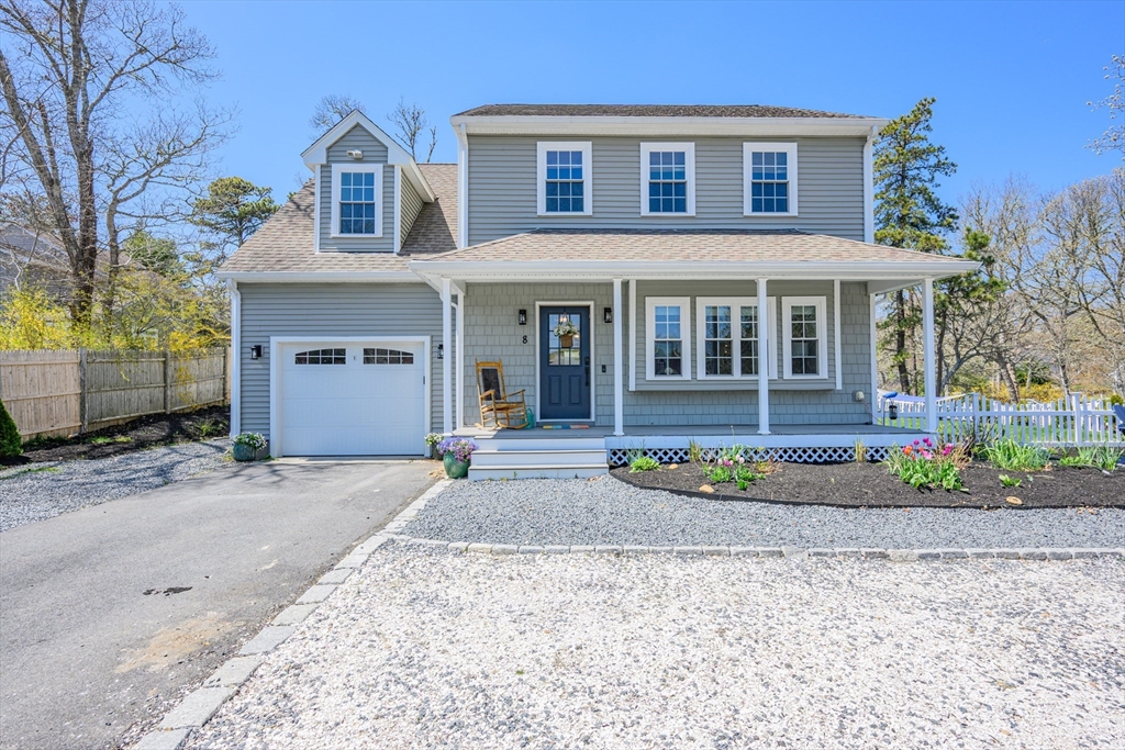 8 Lakeway Lane, Harwich, Massachusetts, 2 Bedrooms Bedrooms, 6 Rooms Rooms,2 BathroomsBathrooms,Residential,For Sale,Lakeway Lane,73515051