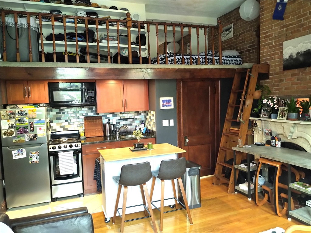 50 Waltham St, Boston, Massachusetts, 1 Room Rooms,1 BathroomBathrooms,Residential Lease,For Rent,Waltham St,73514847
