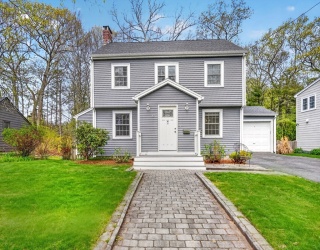87 Payson Rd, Brookline, Massachusetts, 4 Bedrooms Bedrooms, 9 Rooms Rooms,2.5 BathroomsBathrooms,Residential,For Sale,Payson Rd,73515030