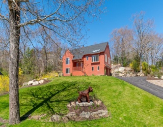 222 Bray St, Gloucester, Massachusetts, 3 Bedrooms Bedrooms, 7 Rooms Rooms,3 BathroomsBathrooms,Residential,For Sale,Bray St,73515033