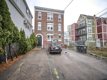 6 Bedford St Units 1f, 3r&3f, Somerville, Massachusetts, 5 Bedrooms Bedrooms, 11 Rooms Rooms,3 BathroomsBathrooms,Residential Income,For Sale,Bedford St Units 1f,3r&3f,73514838