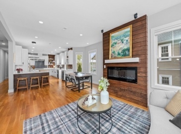 61 Paul Revere Rd, Arlington, Massachusetts, 3 Bedrooms Bedrooms, 7 Rooms Rooms,3 BathroomsBathrooms,Residential,For Sale,Paul Revere Rd,73514939