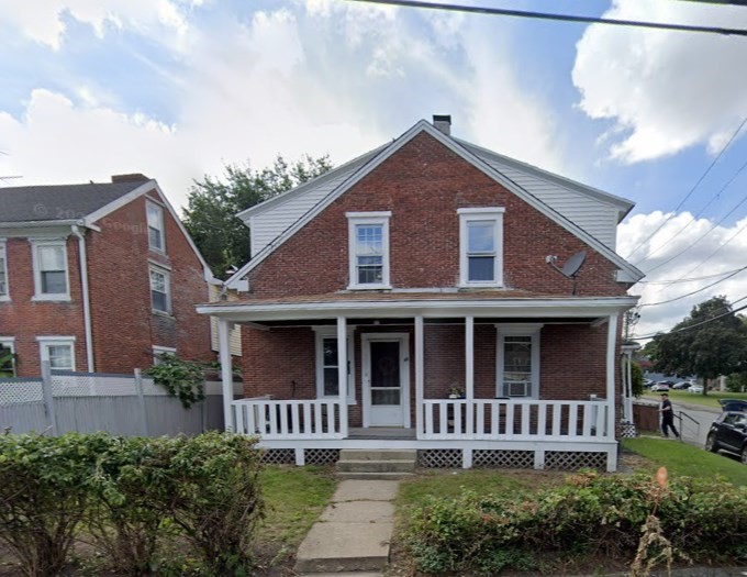68 Bemis Rd, Fitchburg, Massachusetts, 3 Bedrooms Bedrooms, 5 Rooms Rooms,1 BathroomBathrooms,Residential Lease,For Rent,Bemis Rd,73514866