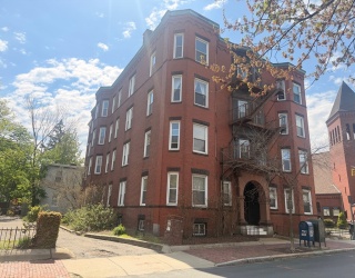 128 Magazine Street, Cambridge, Massachusetts, 2 Bedrooms Bedrooms, 4 Rooms Rooms,1 BathroomBathrooms,Residential Lease,For Rent,Magazine Street,73514885