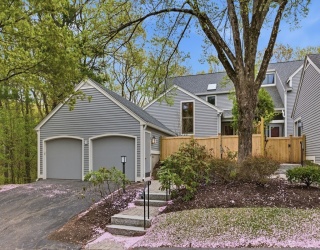 2 Hillside Dr, Wayland, Massachusetts, 3 Bedrooms Bedrooms, 7 Rooms Rooms,3 BathroomsBathrooms,Residential,For Sale,Hillside Dr,73514876