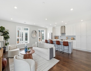 267 Old Colony, Boston, Massachusetts, 2 Bedrooms Bedrooms, 4 Rooms Rooms,2 BathroomsBathrooms,Residential,For Sale,Old Colony,73514915