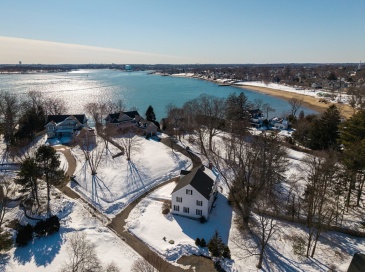 3 Elm Top Lane, Beverly, Massachusetts, 4 Bedrooms Bedrooms, 8 Rooms Rooms,2.5 BathroomsBathrooms,Residential,For Sale,Elm Top Lane,73487068