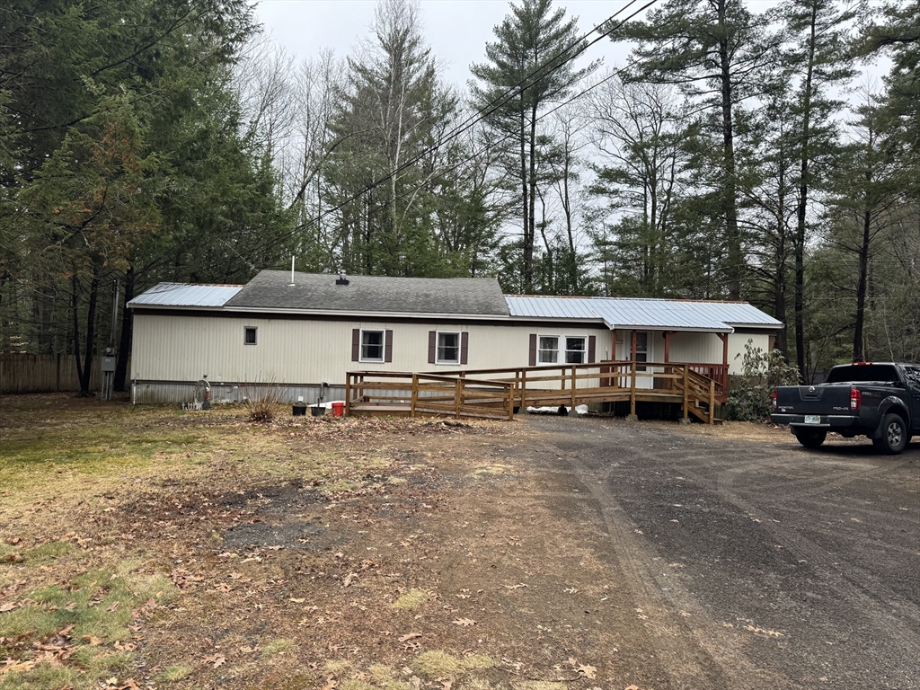 5 Coopers Grove Road, Kingston, New Hampshire, 2 Bedrooms Bedrooms, 5 Rooms Rooms,1 BathroomBathrooms,Residential,For Sale,Coopers Grove Road,73501938