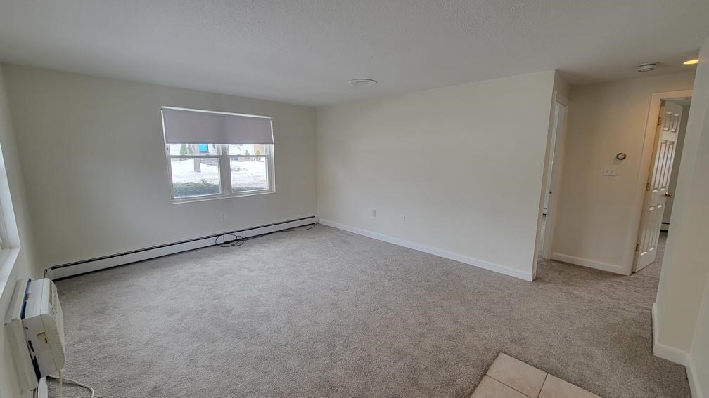 6 Whitman Rd, Waltham, Massachusetts, 2 Bedrooms Bedrooms, 4 Rooms Rooms,1 BathroomBathrooms,Residential Lease,For Rent,Whitman Rd,73477613
