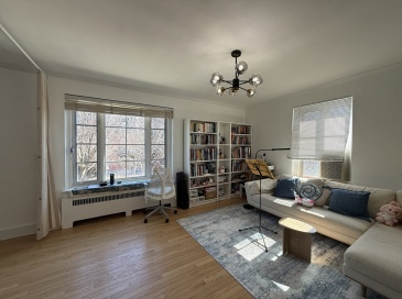 11 Monmouth Ct, Brookline, Massachusetts, 2 Bedrooms Bedrooms, 4 Rooms Rooms,1 BathroomBathrooms,Residential Lease,For Rent,Monmouth Ct,73502526 11 Monmouth Ct, Brookline, Massachusetts, 2 Bedrooms Bedrooms, 4 Rooms Rooms,1 BathroomBathrooms,Residential Lease,For Rent,Monmouth Ct,73502526