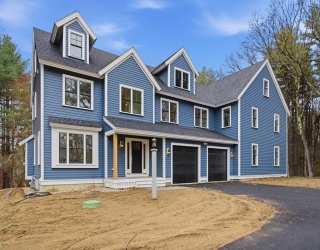 305 Concord Rd, Billerica, Massachusetts, 4 Bedrooms Bedrooms, 9 Rooms Rooms,3.5 BathroomsBathrooms,Residential,For Sale,Concord Rd,73514991