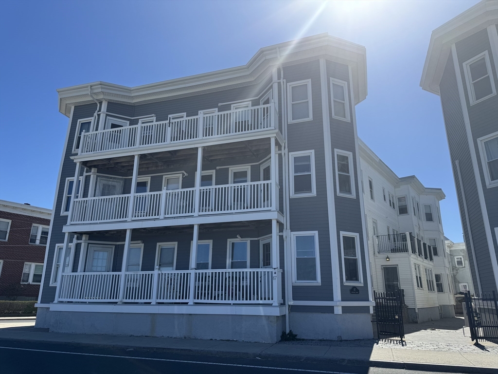 87 Wintrhop Shore Drive, Winthrop, Massachusetts, 2 Bedrooms Bedrooms, 4 Rooms Rooms,1 BathroomBathrooms,Residential Lease,For Rent,Wintrhop Shore Drive,73514718