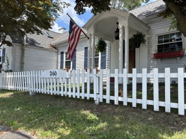 260 State Road, Dartmouth, Massachusetts, 3 Bedrooms Bedrooms, 6 Rooms Rooms,1 BathroomBathrooms,Residential,For Sale,State Road,73515213