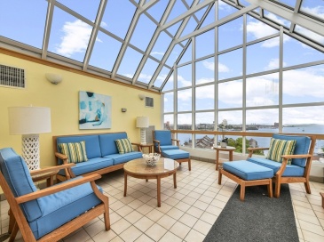 350 North St, Boston, Massachusetts, 2 Bedrooms Bedrooms, 5 Rooms Rooms,2 BathroomsBathrooms,Residential,For Sale,North St,73515189