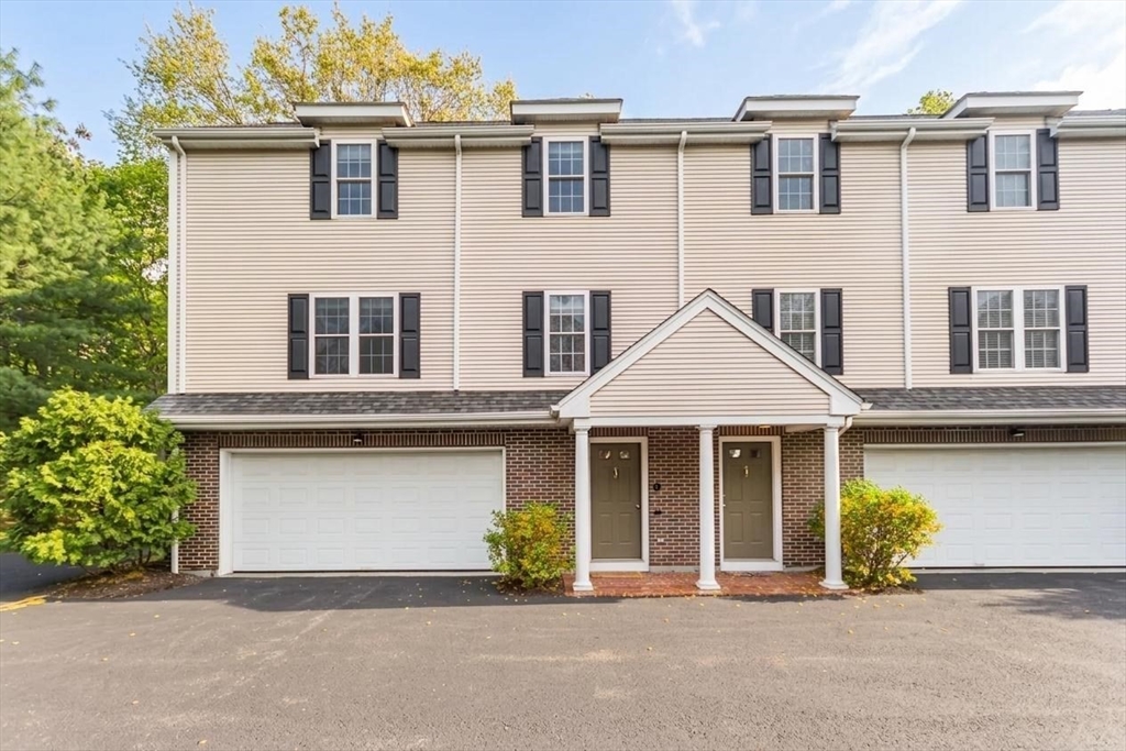 110 E Central St., Natick, Massachusetts, 3 Bedrooms Bedrooms, 6 Rooms Rooms,1.5 BathroomsBathrooms,Residential,For Sale,E Central St.,73514890