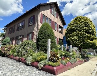 8 Hersey St., Salem, Massachusetts, 2 Bedrooms Bedrooms, 4 Rooms Rooms,1 BathroomBathrooms,Residential Lease,For Rent,Hersey St.,73515125