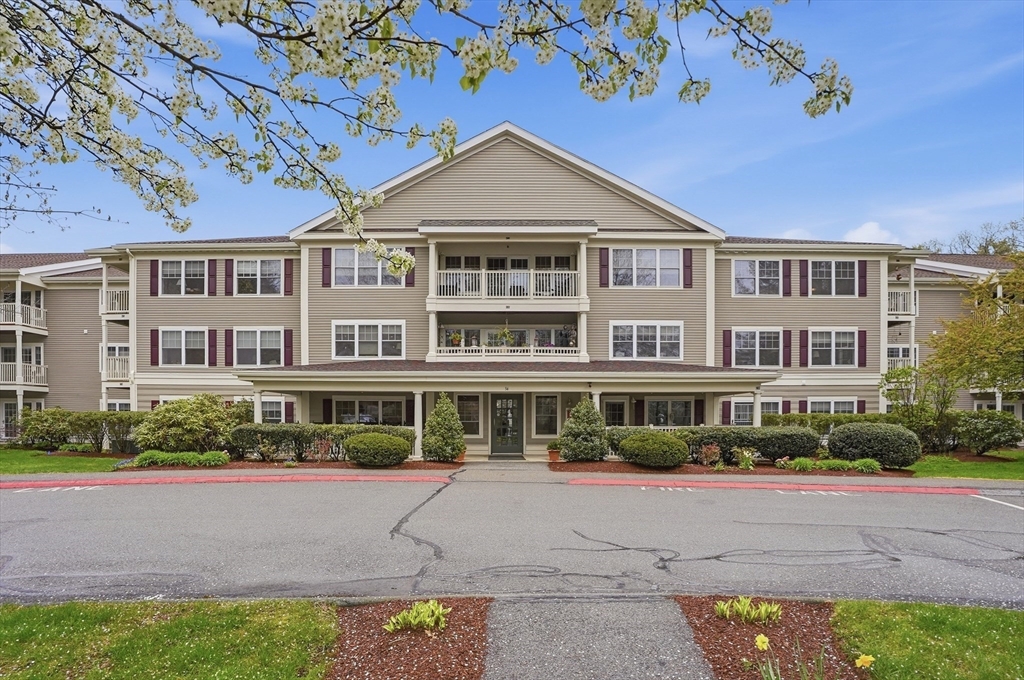 34 Meeting House Lane, Stow, Massachusetts, 2 Bedrooms Bedrooms, 5 Rooms Rooms,2 BathroomsBathrooms,Residential,For Sale,Meeting House Lane,73514926