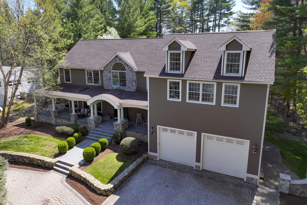 71 Bourque Road, Lynnfield, Massachusetts, 5 Bedrooms Bedrooms, 12 Rooms Rooms,4.5 BathroomsBathrooms,Residential,For Sale,Bourque Road,73515098
