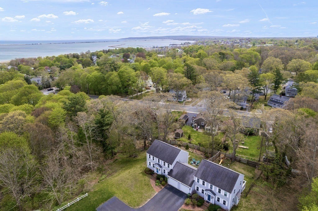 16 Hall St, Plymouth, Massachusetts, 3 Bedrooms Bedrooms, 6 Rooms Rooms,2.5 BathroomsBathrooms,Residential,For Sale,Hall St,73515155