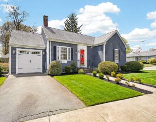 303 Brownell Avenue, New Bedford, Massachusetts, 2 Bedrooms Bedrooms, 4 Rooms Rooms,2 BathroomsBathrooms,Residential,For Sale,Brownell Avenue,73514842