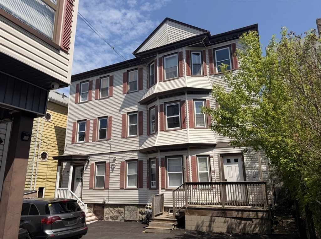 40 Park St, Fall River, Massachusetts, 9 Bedrooms Bedrooms, 15 Rooms Rooms,3 BathroomsBathrooms,Residential Income,For Sale,Park St,73515032
