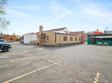 68 Westfield St, West Springfield, Massachusetts, ,Commercial Sale,For Sale,Westfield St,73514902
