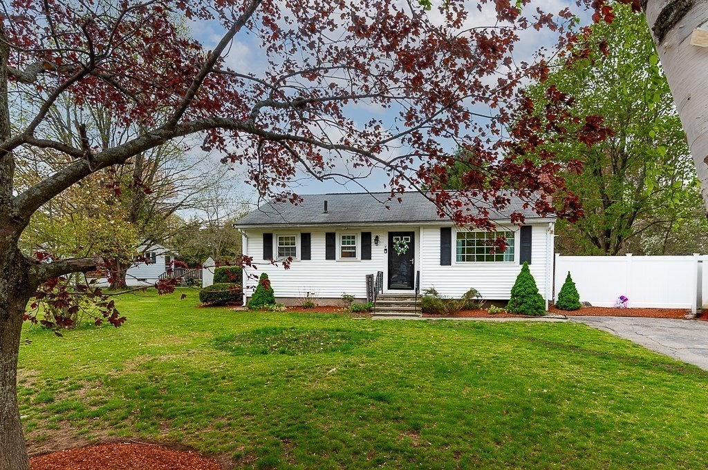 3 Pickard Lane, Littleton, Massachusetts, 3 Bedrooms Bedrooms, 6 Rooms Rooms,1 BathroomBathrooms,Residential,For Sale,Pickard Lane,73515260