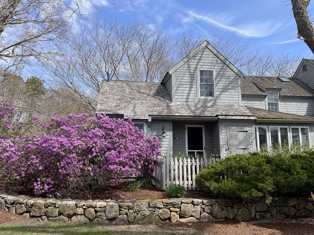 38 Brant Rock, Mashpee, Massachusetts, 2 Bedrooms Bedrooms, 4 Rooms Rooms,2 BathroomsBathrooms,Residential,For Sale,Brant Rock,73515267