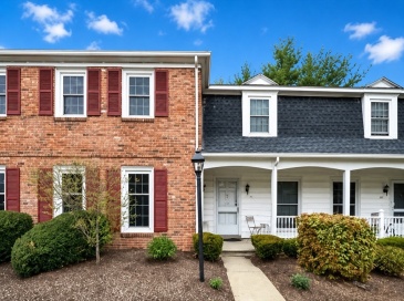 115 Jamestown Drive, Springfield, Massachusetts, 3 Bedrooms Bedrooms, 6 Rooms Rooms,1.5 BathroomsBathrooms,Residential,For Sale,Jamestown Drive,73515228