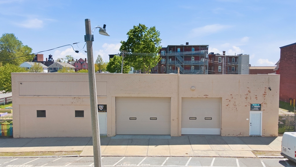 120 Pine St, Holyoke, Massachusetts, ,Commercial Sale,For Sale,Pine St,73515243
